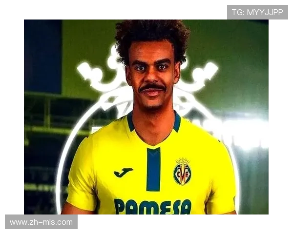 特写：阿森纳小将埃泽戴帽后接受主场欢呼，北伦敦德比宣告新王诞生