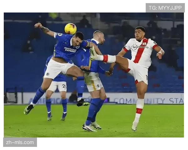 复盘：布伦特福德1-0小胜诺丁汉森林，蜜蜂军团如何用高位逼抢锁定胜局